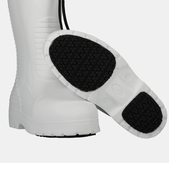 Fibuki boots - Picture 1 of 5